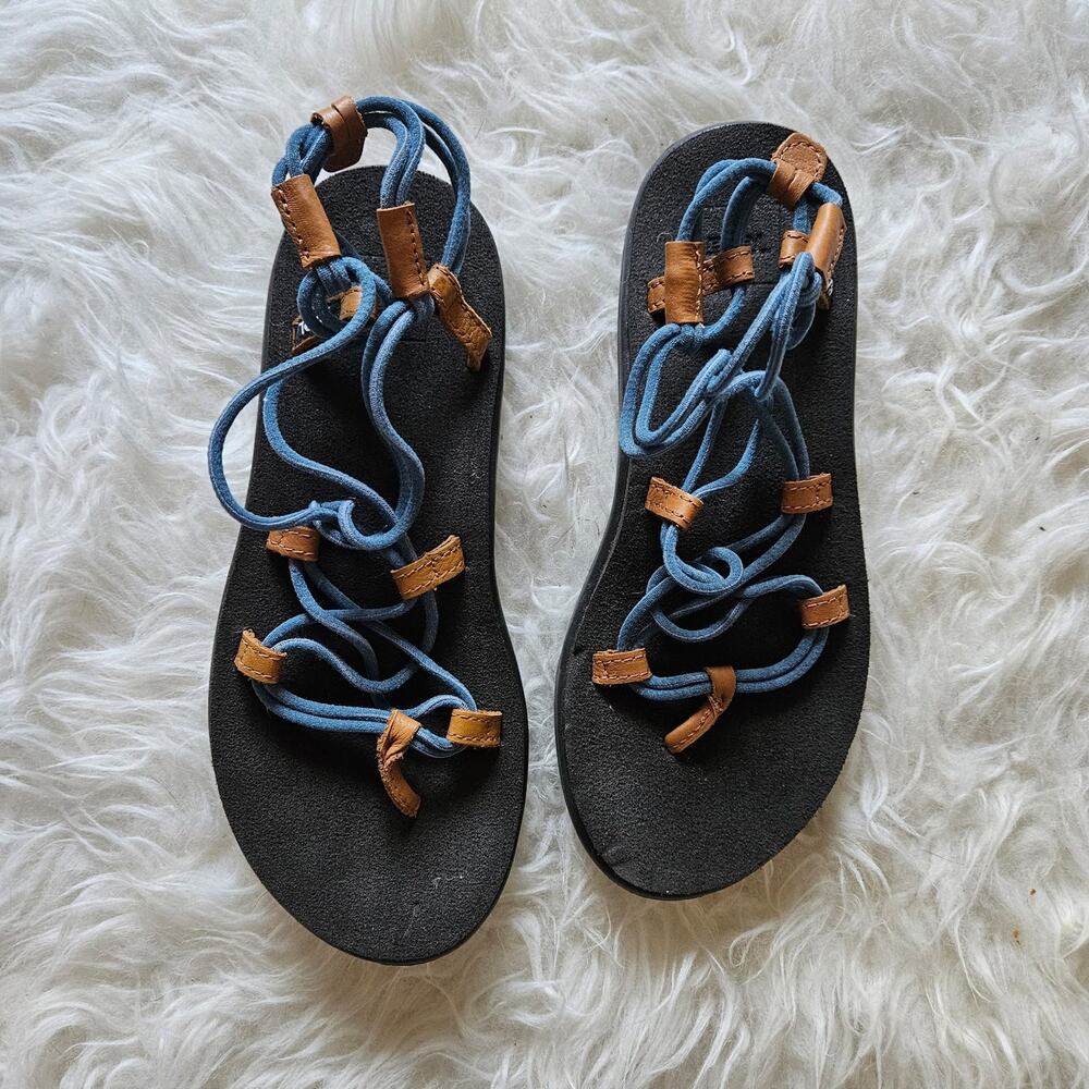 Teva Voya Infinity Sandals Size 7